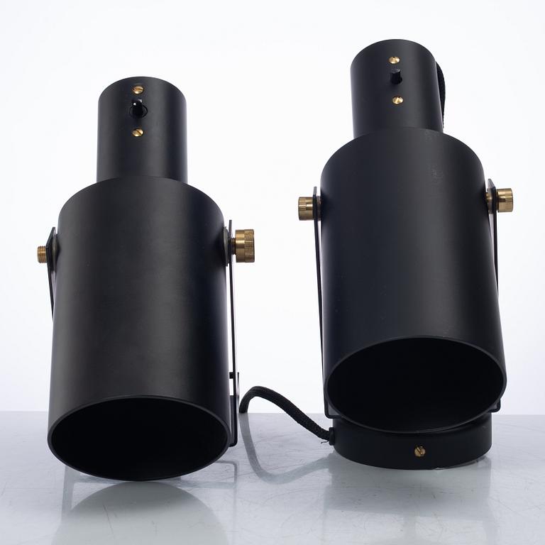 Niclas Hoflin, A pair of "Nomad" wall lamps, Rubn Lighting.