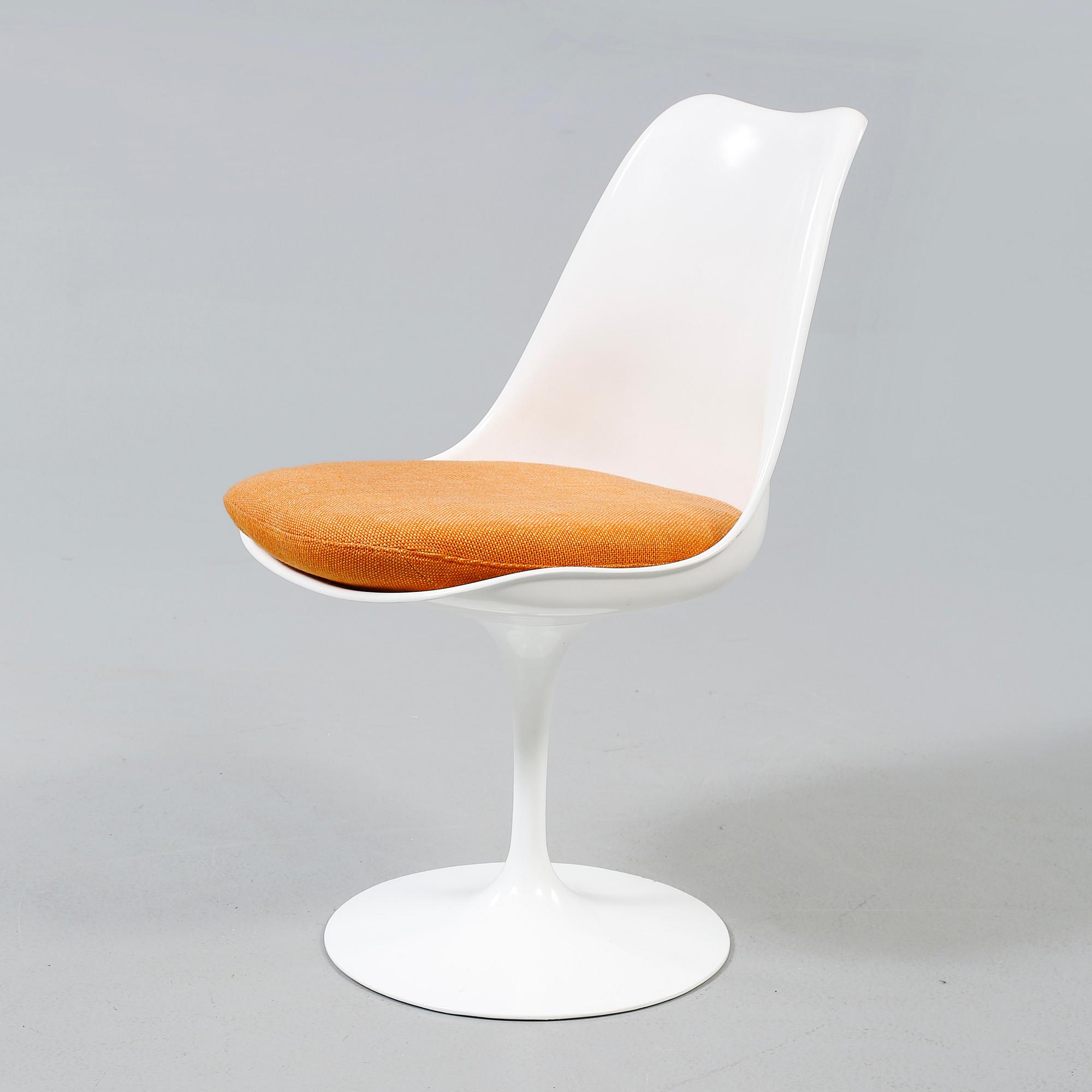 STOL, "Tulip", Eero Saarinen, Finland, 1900-talets andra hälft.