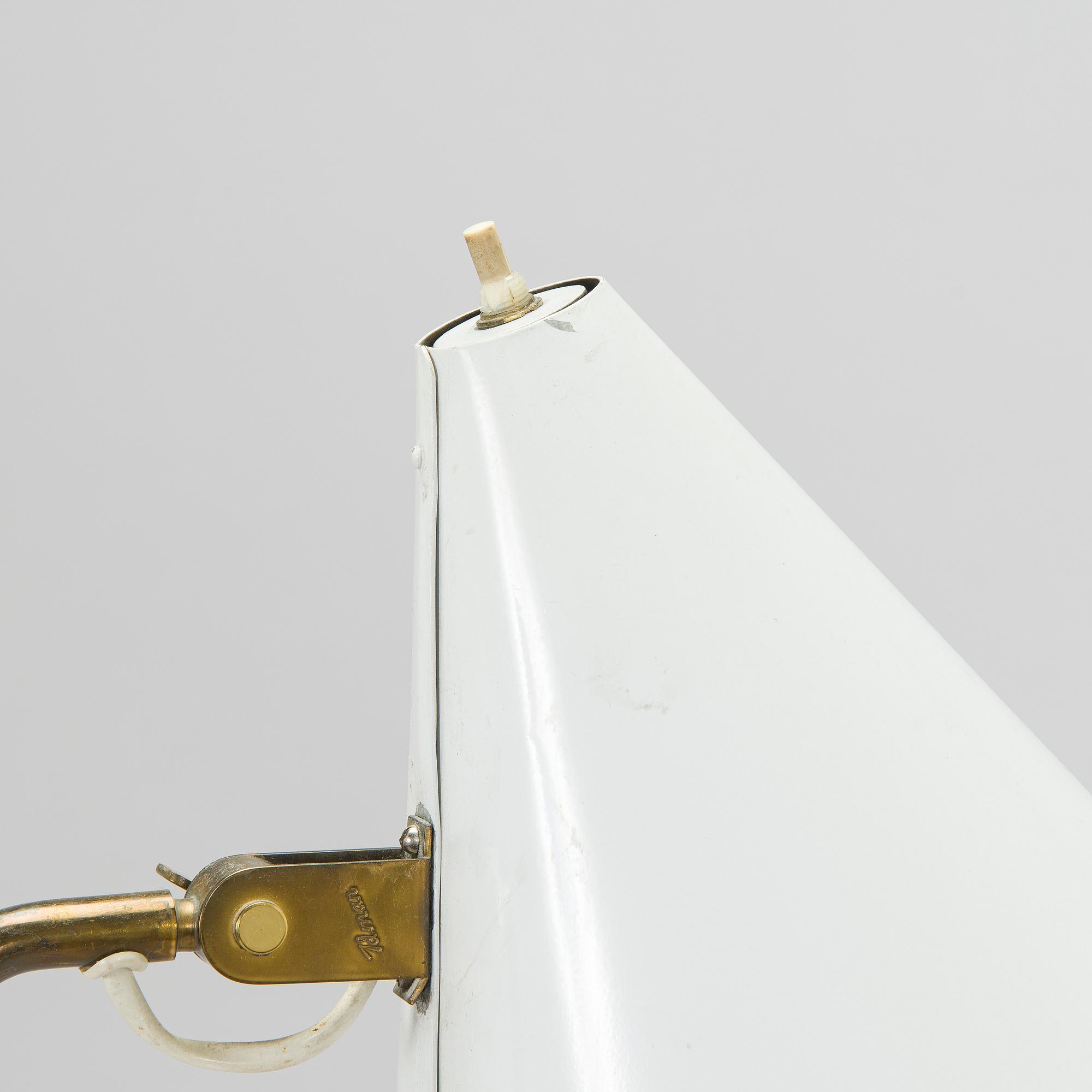 Paavo Tynell, golvlampa, modell K10-10, Idman, 1900-talets mitt.