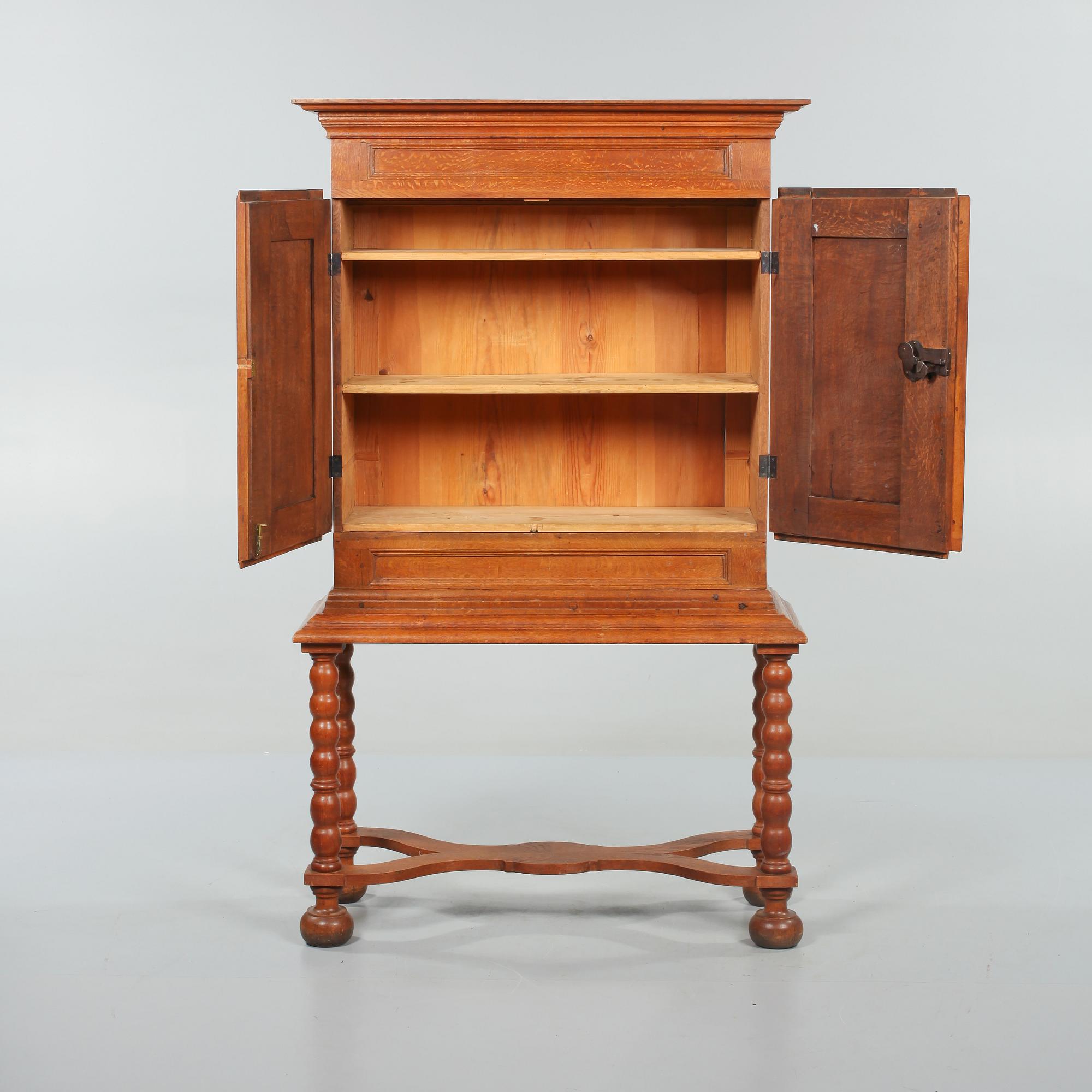 SKÅP, barock, 1700-tal.