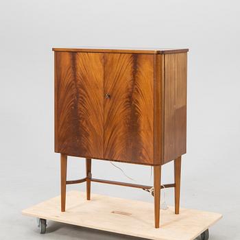 Barskåp 1900-talets mitt.