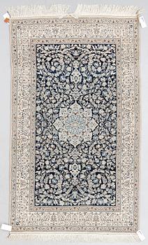 MATTA, Nain, old, ca 180x108.