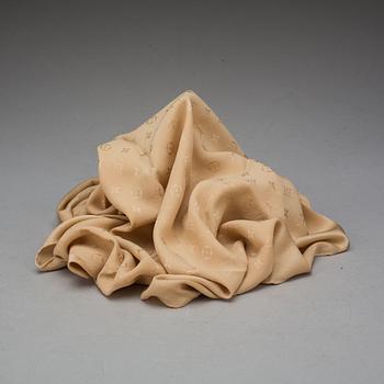 SCARF, 100% silke. Louis Vuitton, Paris.