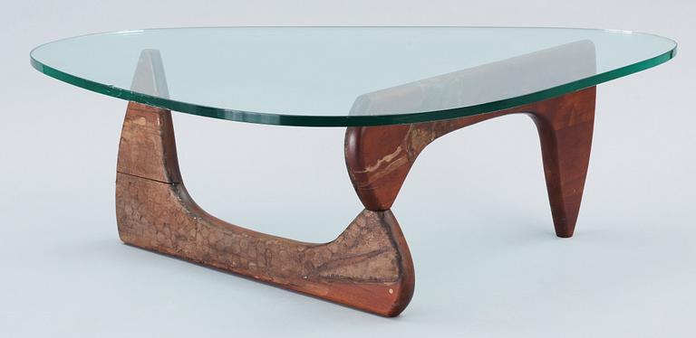 An Isamu Noguchi 'Noguchi' sofa table, Herman Miller, USA.