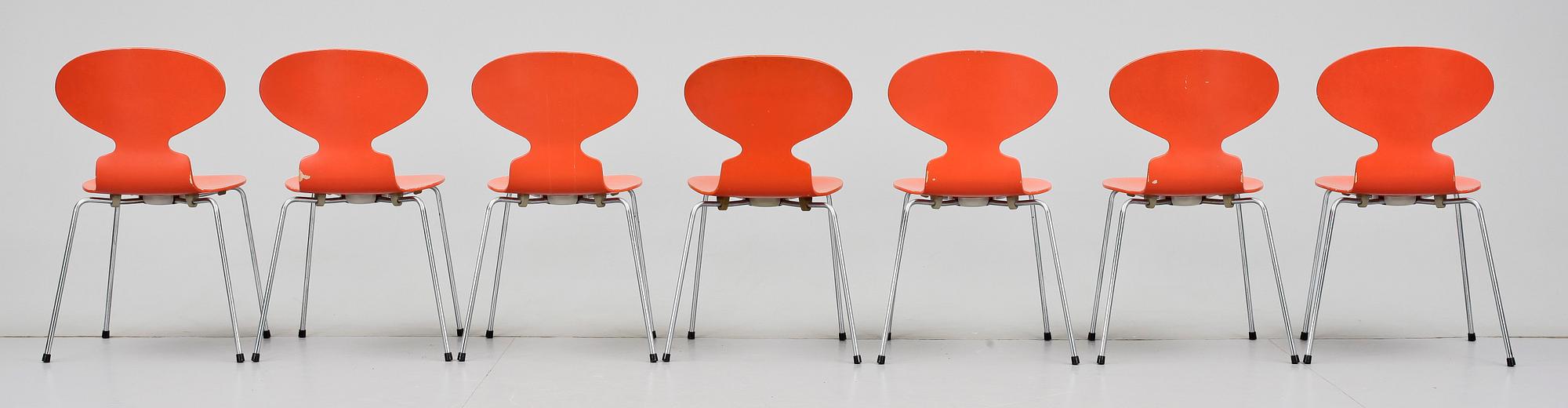 STOLAR, 7 st, "Myran", Arne Jacobsen för Fritz Hansen, 1985.