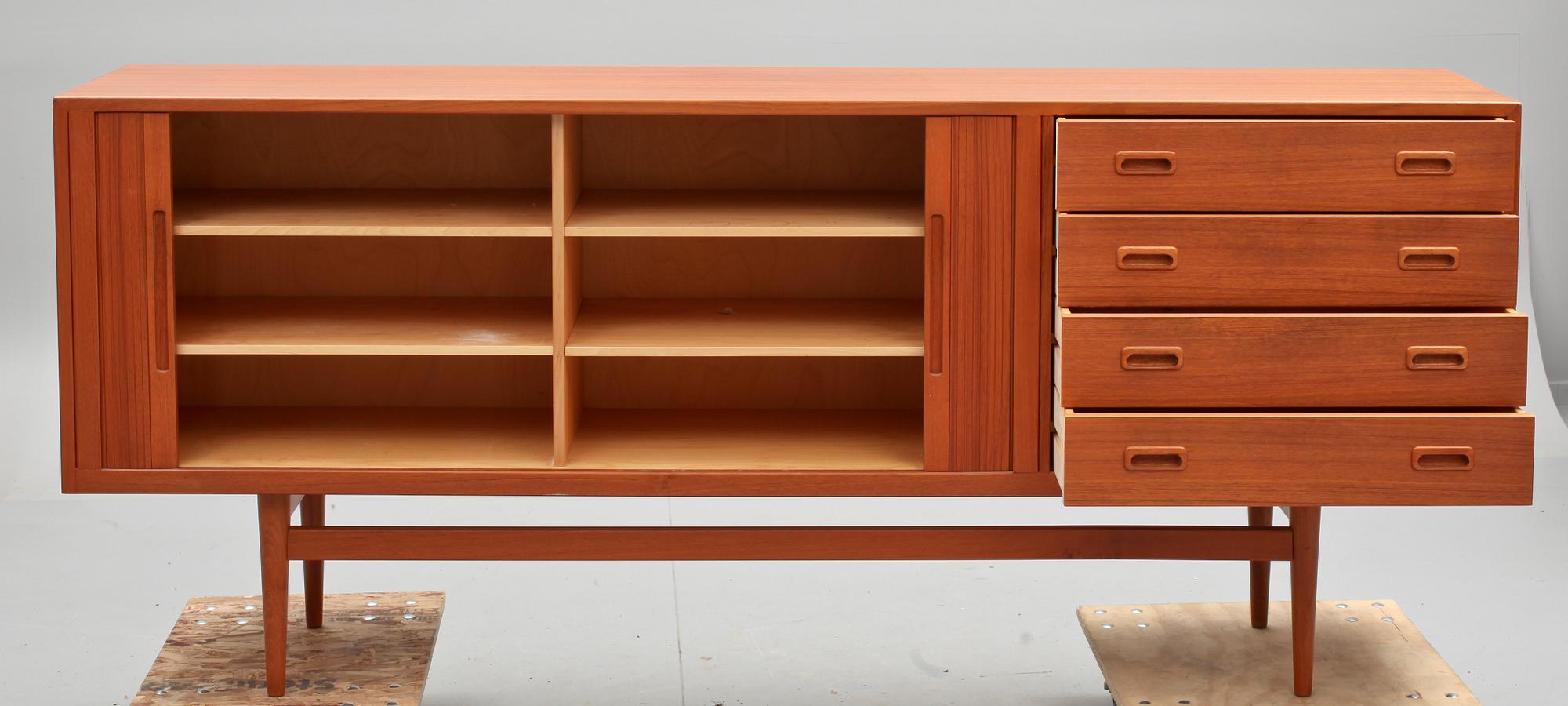 SIDEBOARD, 1900-talets andra hälft.