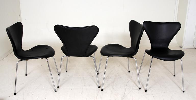 STOLAR, 4 st, "Sjuan", Arne Jacobsen, Fritz Hansen.