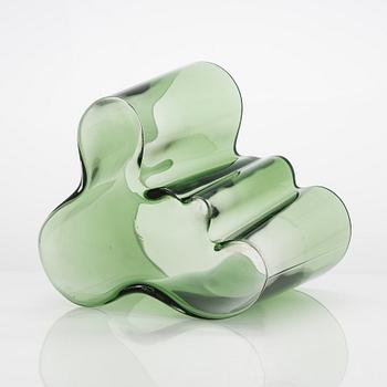 Alvar Aalto, a 'Savoy' 50-year jubilee vase, 3030, signed A. Aalto 1936-1986 Iittala 2447/8000.