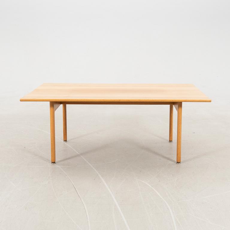 Hans J. Wegner, coffee table for Andreas Tuck Denmark 1960s.