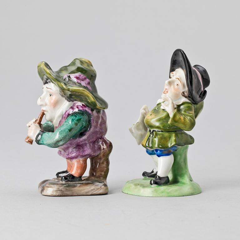 FIGURINER, 2 st, porslin, bl.a. Capo di Monte, 1800/1900-tal.