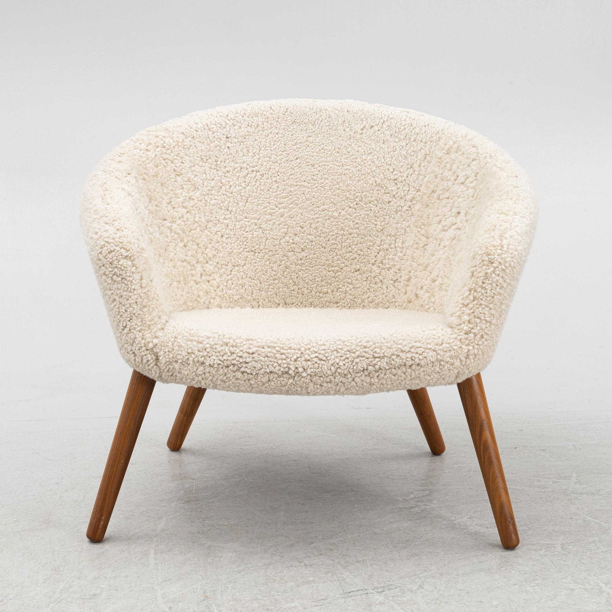 Nanna Ditzel, fåtölj, "Ditzel Lounge Chair 2631",  Fredericia Furniture, Danmark, samtida.