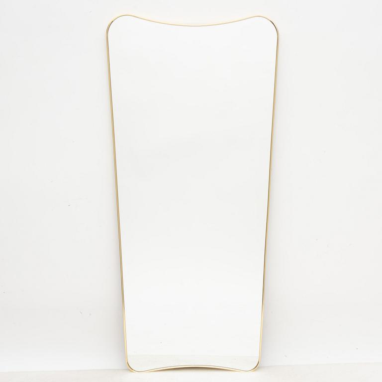 Gio Ponti, an 'F.A. 33' mirror, Gubi, 2023.