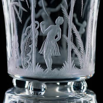 Edward Hald, pokal med lock, "Negerhyddan", Orrefors 1922.