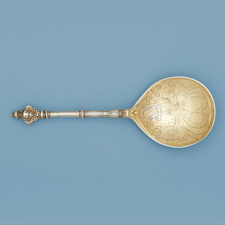 A Scandinavian 17th century silver-gilt spoon, unmarked.