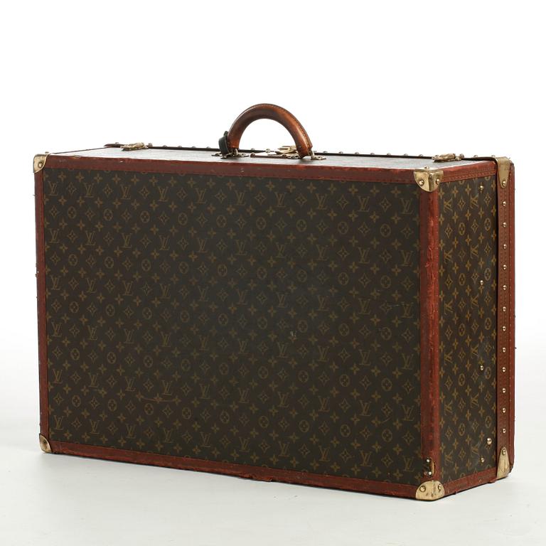 LOUIS VUITTON, a monogram canvas suitcase.