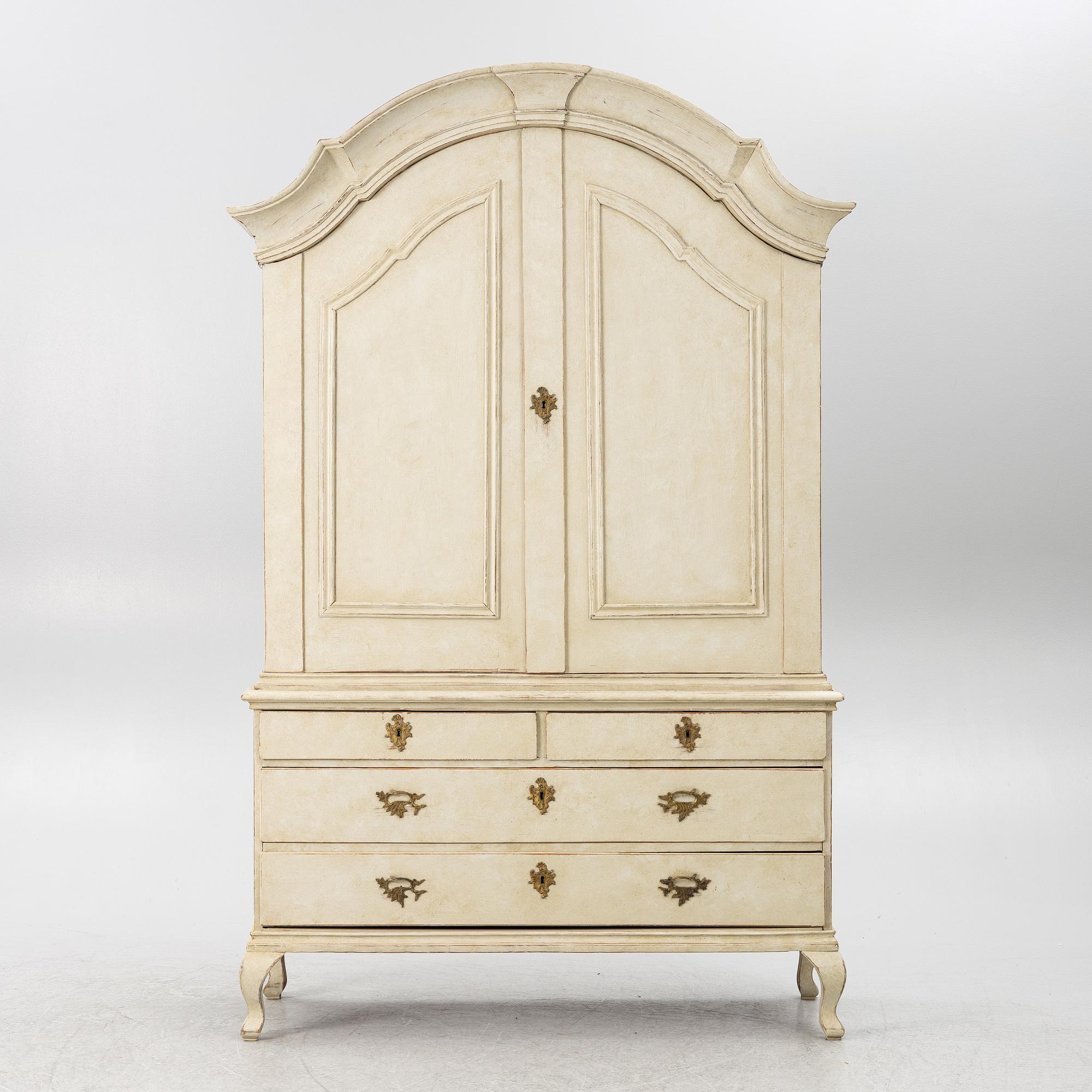 Cabinet, Rococo style.19th/20th century.