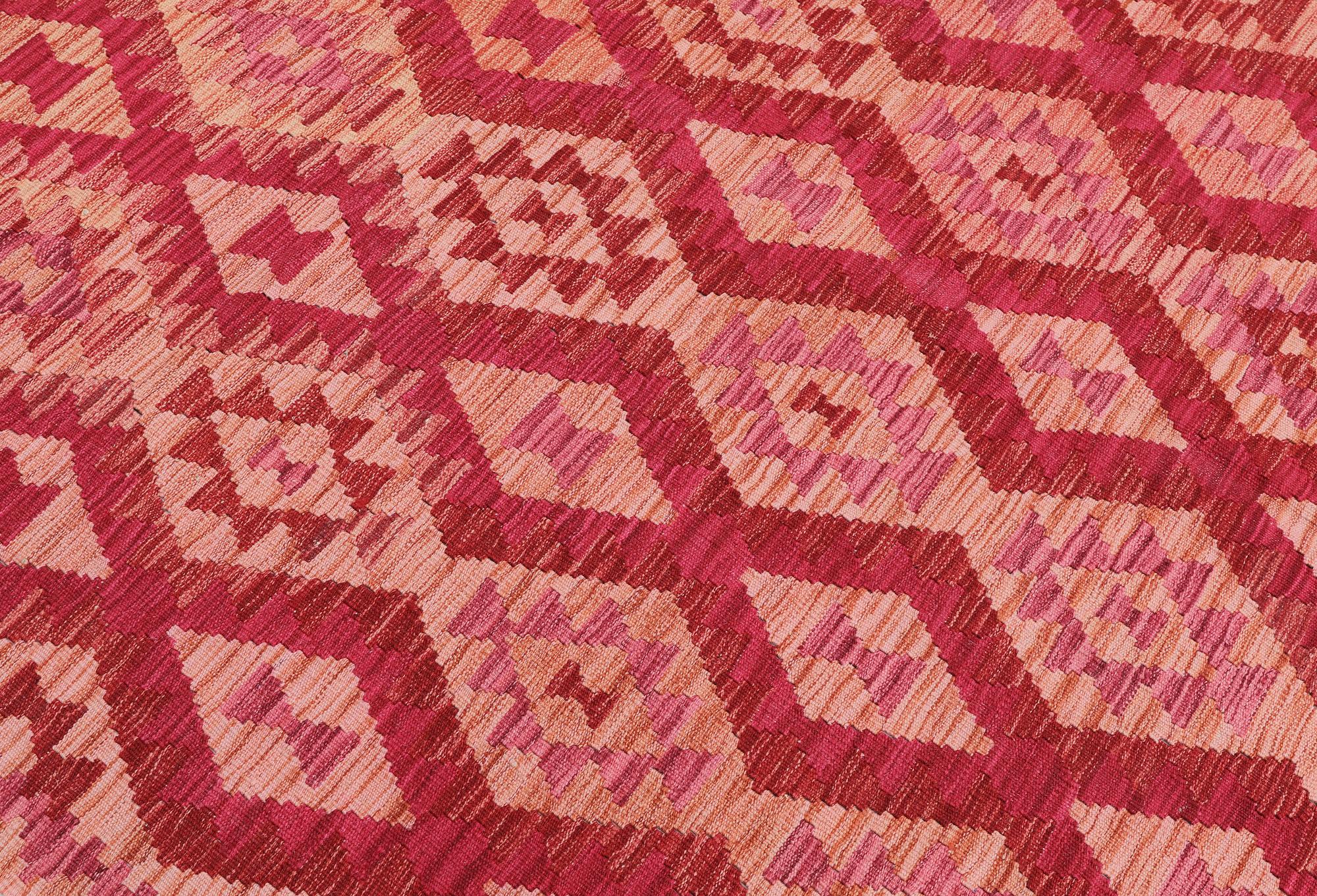 Matta, Kelim, ca 248 x 190 cm.