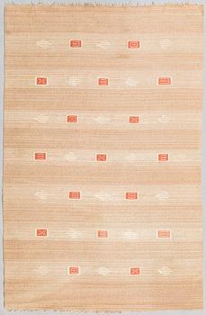 Toini Kallio, A 1930s flat weave carpet for Aaltosen Mattokutomo, Kiikka, Finland. Circa 300x200 cm.