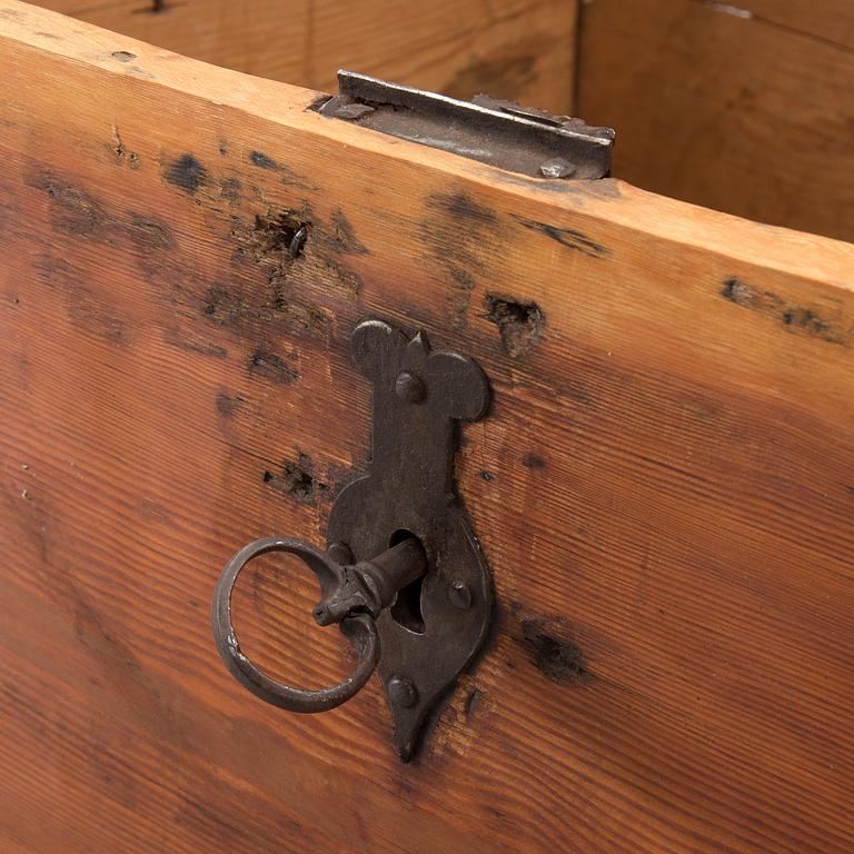 A swedish chest from the middle of the 18th century.