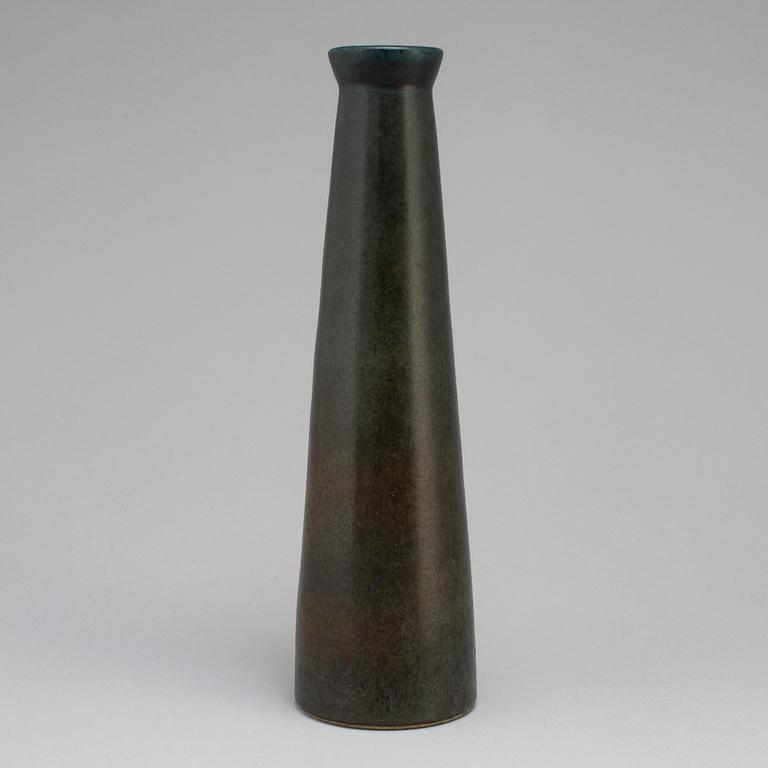 CARL-HARRY STÅLHANE, a unique stoneware vase, Rörstrand 1961.