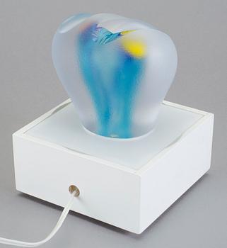 SKULPTUR, glas. Monica Backström, Kosta Boda. Signerad och numrerad 2/25. 1990-tal/2000-tal.
