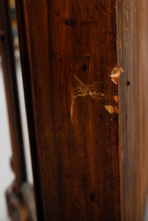 SPEGELSKÄNK, England, 1800-talets andra hälft.