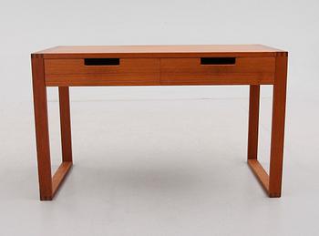 BORD, teak, 1900-talets andra hälft.