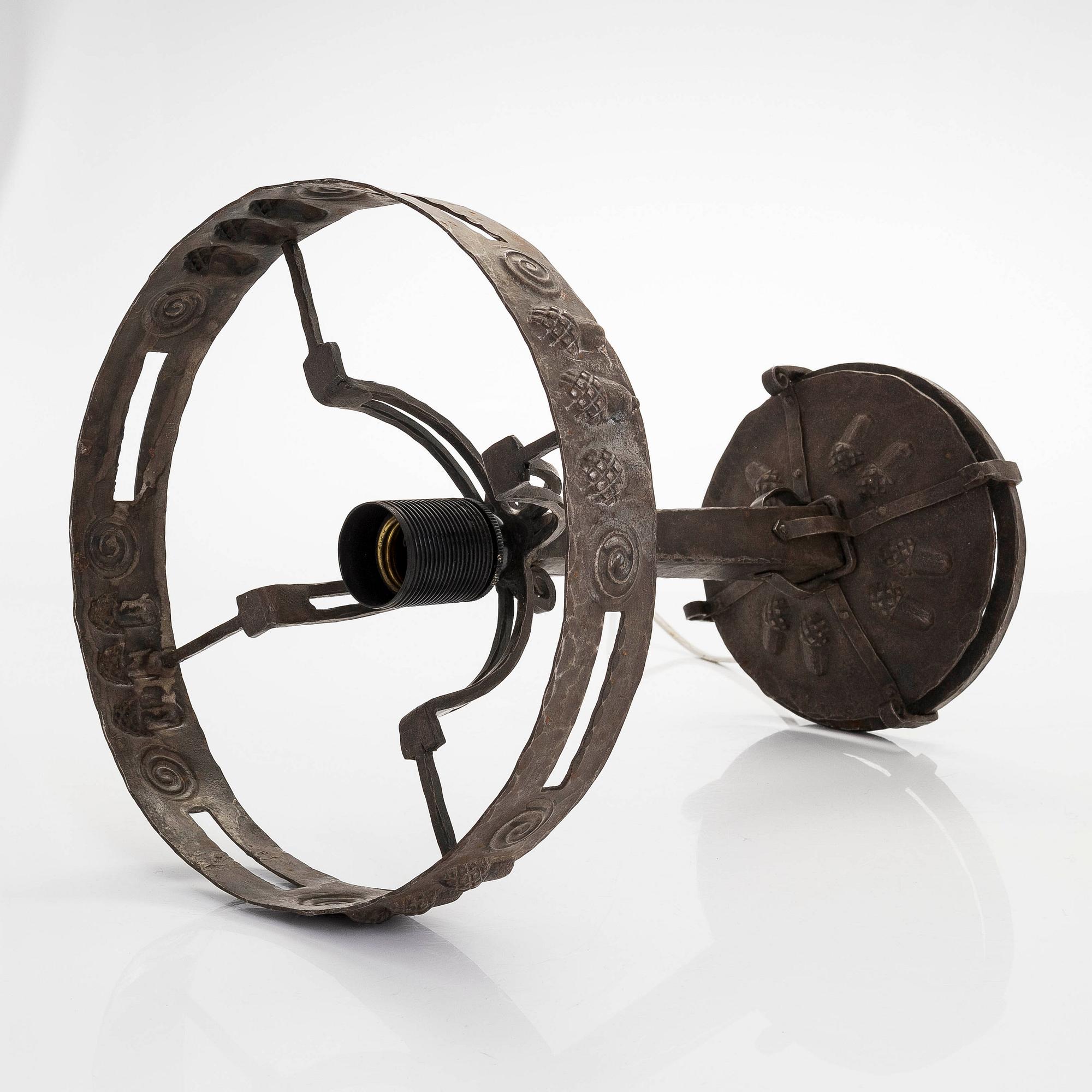 Pöytävalaisin, 1900-luvun alku.