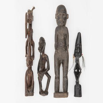 Skulpturer, fyra stycken, hardwood. Asmat, Indonesien, Jakarta, 1900-tal.