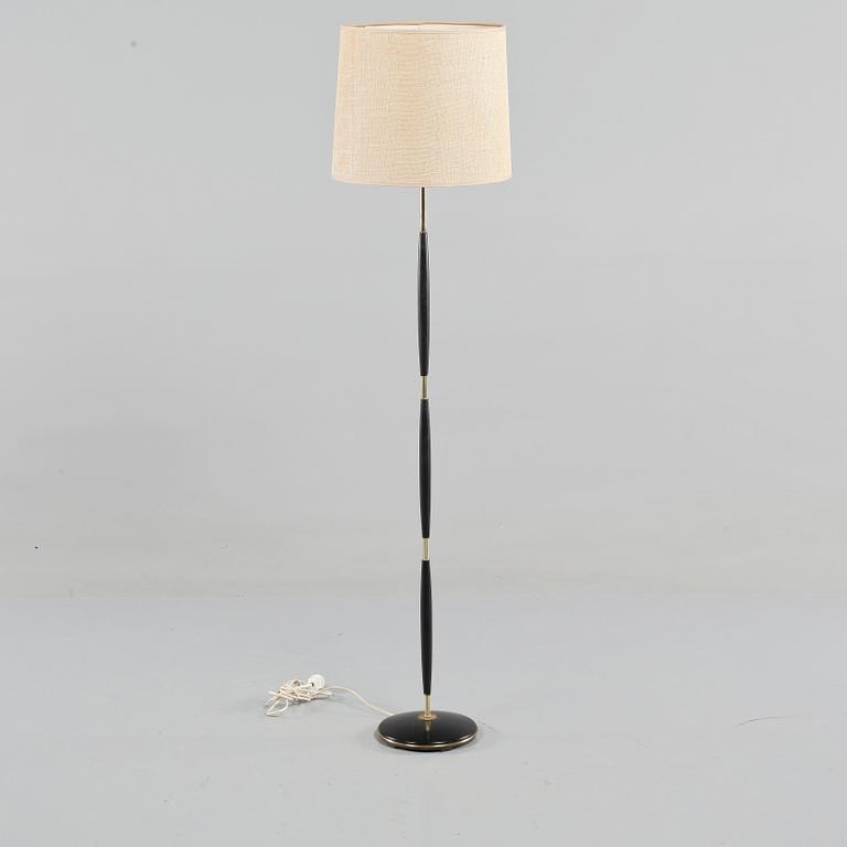 GOLVLAMPA, 1900-talets andra hälft.