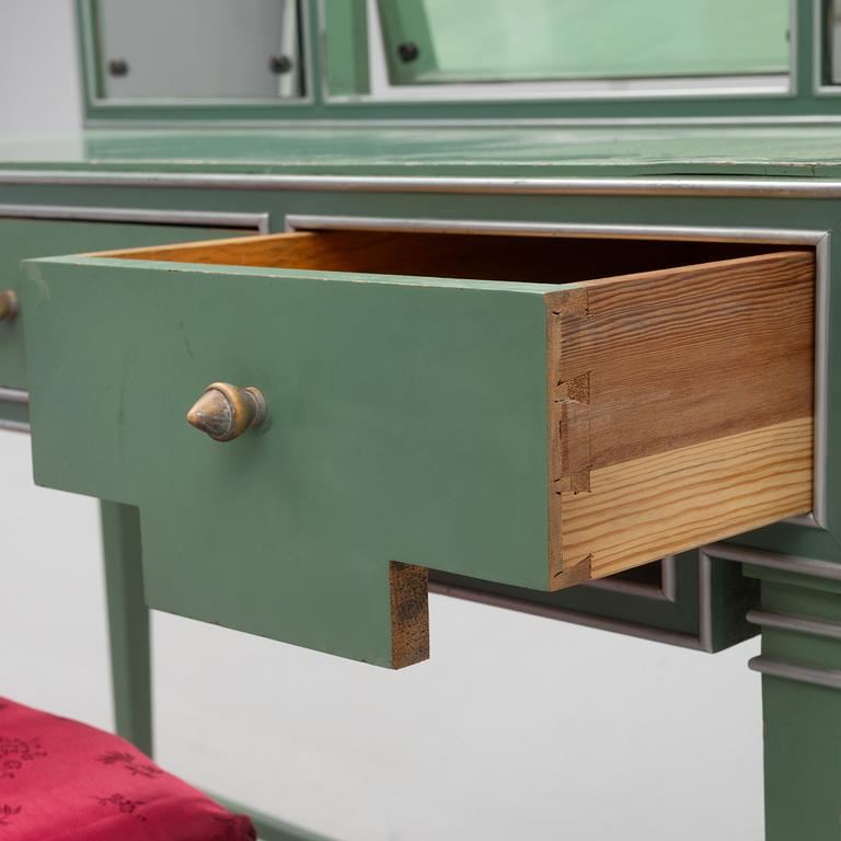 Dressing table, Swedish Grace, first half of the 20th century, with an accompanying upholstered stool.