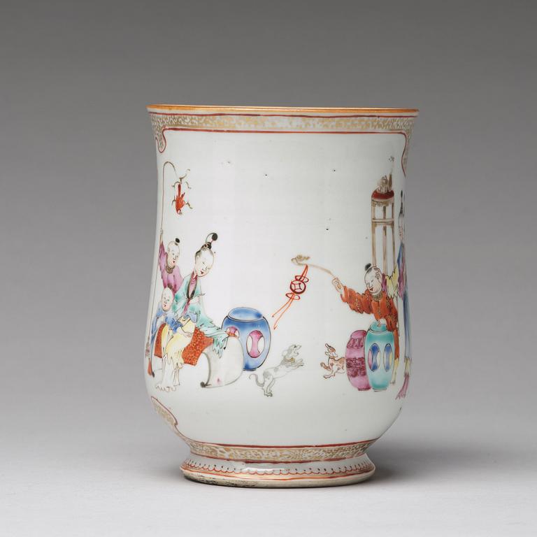 MUGG, kompaniporslin. Qingdynastin, Qianlong (1736-95).