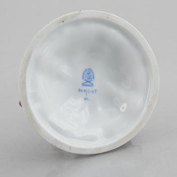 15 pieces of Herend porcelain, Hungary, 20th century.