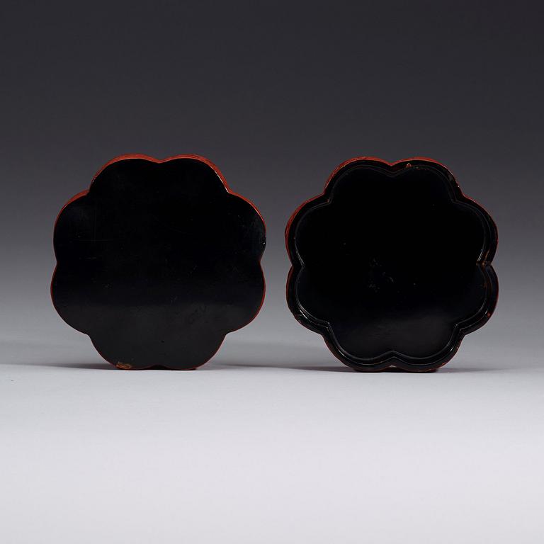 A red lacquer box with cover, Qing dynasty (1644-1912).