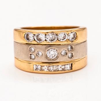 SORMUS, 18K kultaa, briljantti- ja princesshiotut timantit n. 1.67 ct yht. Tmi Kultajussi, Helsinki 2004.