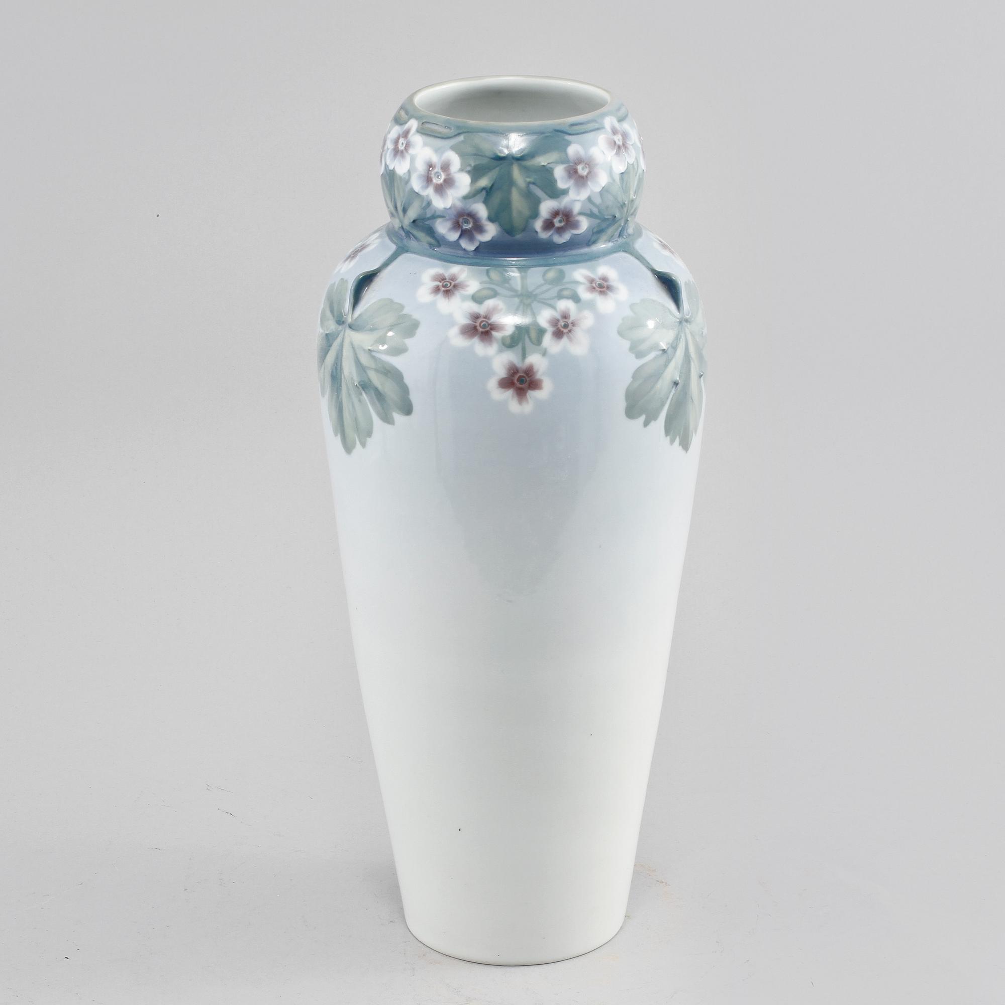 VAS, porslin, Rörstrand, jugend, 1900-talets första del.