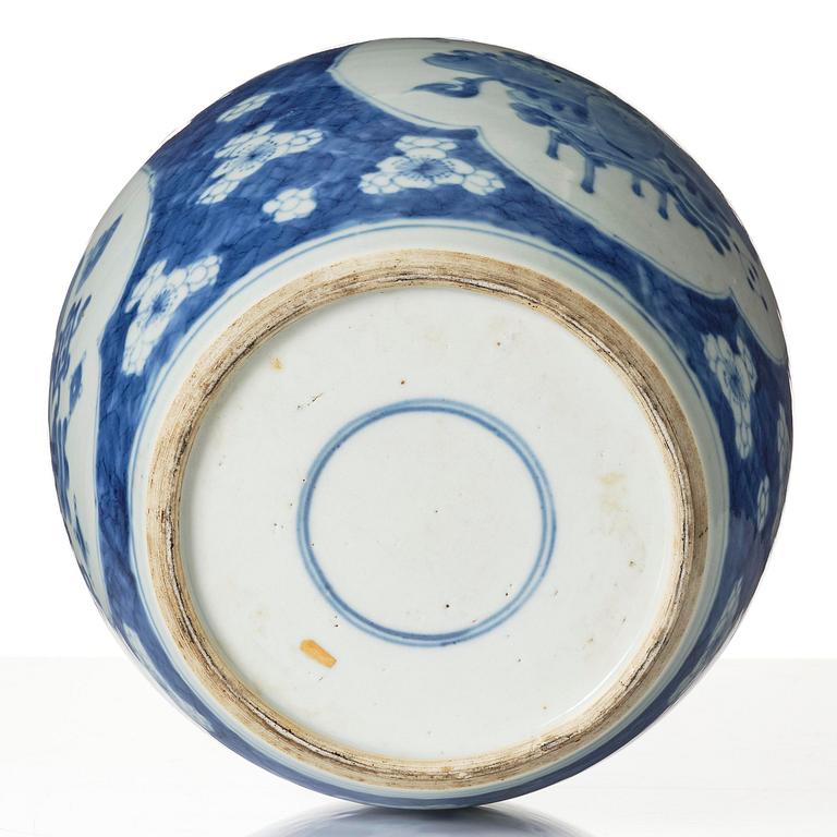A blue and white jar, Qing dynasty, 18th century.