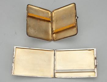 CIGARETTETUIER 2 st, silver 1900-talets början.