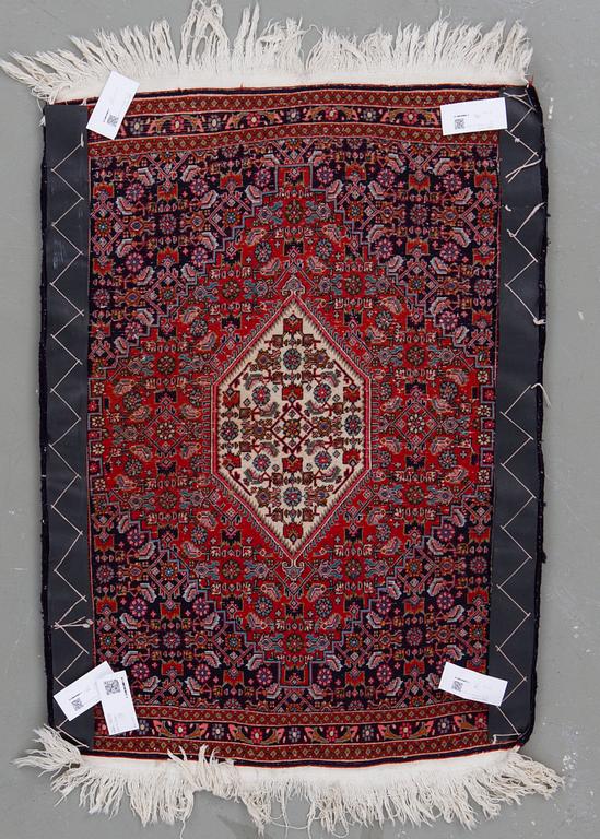 MATTA, old Bidjar. Ca 100x73 cm.