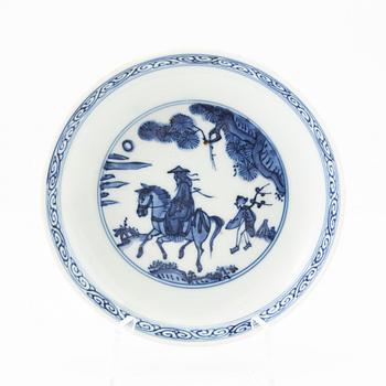 1308. A blue and white dish, Ming dynasty, with Xuande six character mark.