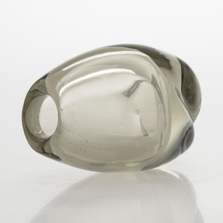 Gunnel Nyman, vas, modell "GN 35", signerad G. Nyman Nuutajärvi Notsjö -53.