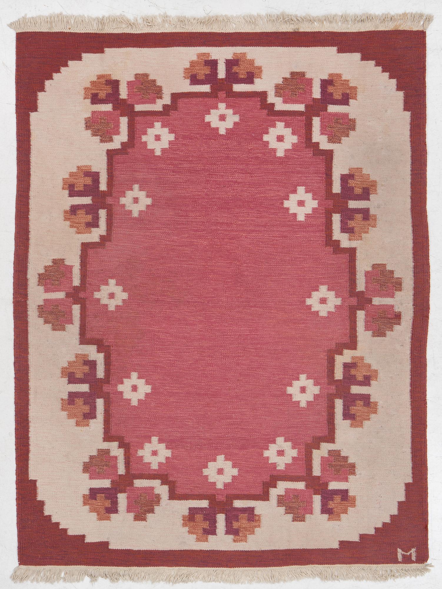 Matta rölakan, signerad M, 225 x 173 cm.