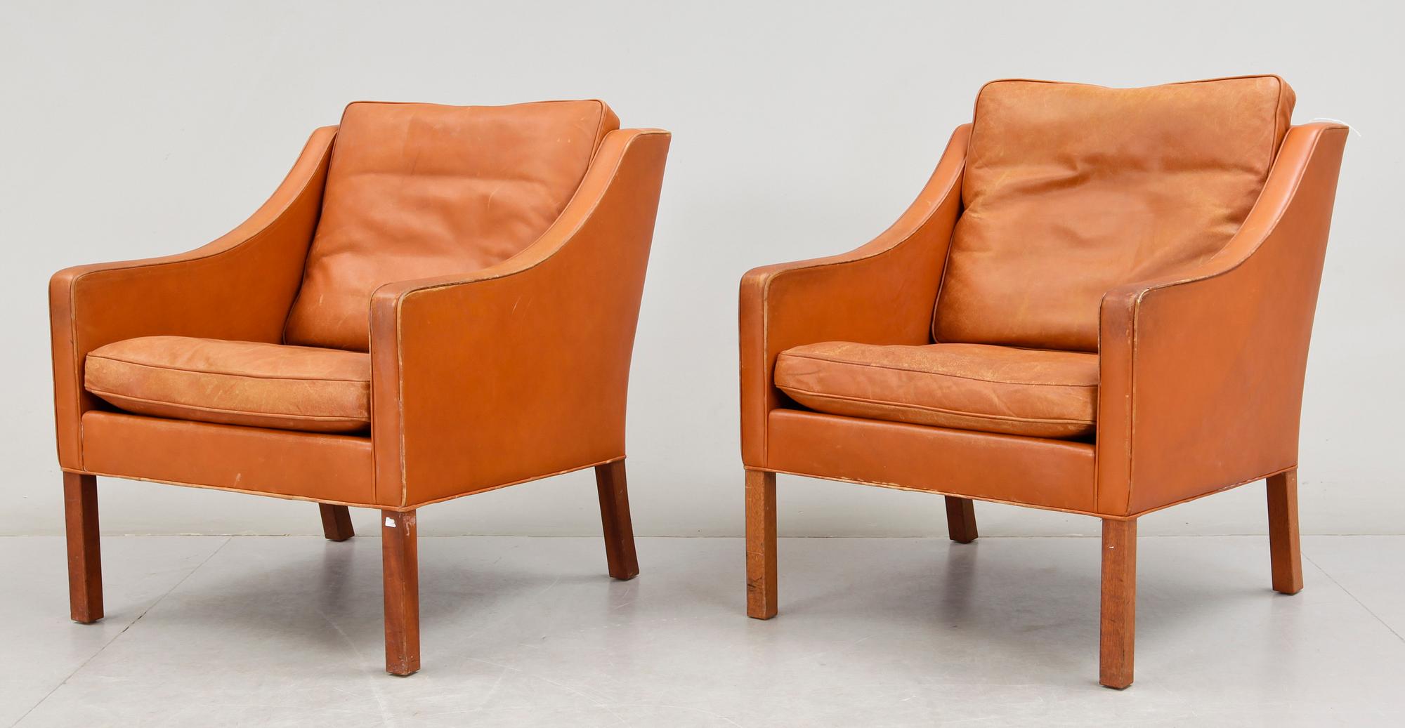 FÅTÖLJER, ett par, "2207", Börge Mogensen, Fredericia stolefabrik, Danmark, 1900-talets slut.