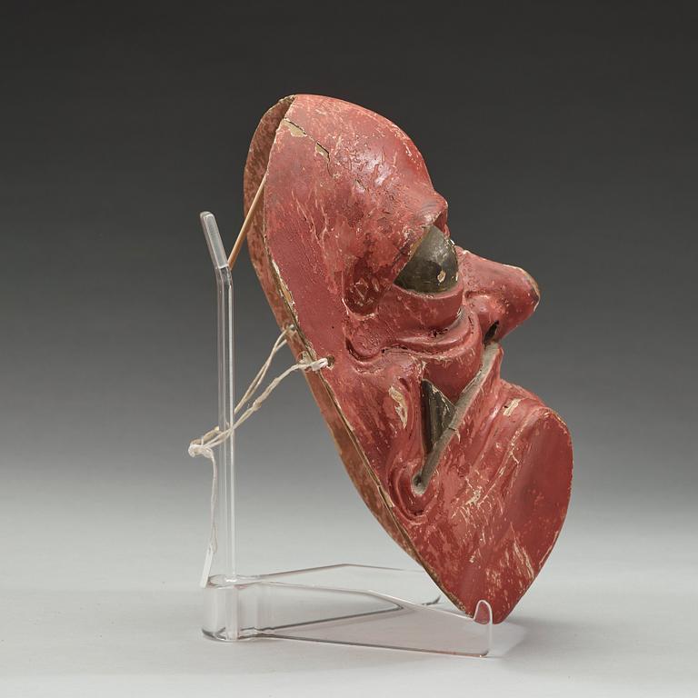 MASK, trä och lack. Japan, Meiji (1868-1912).
