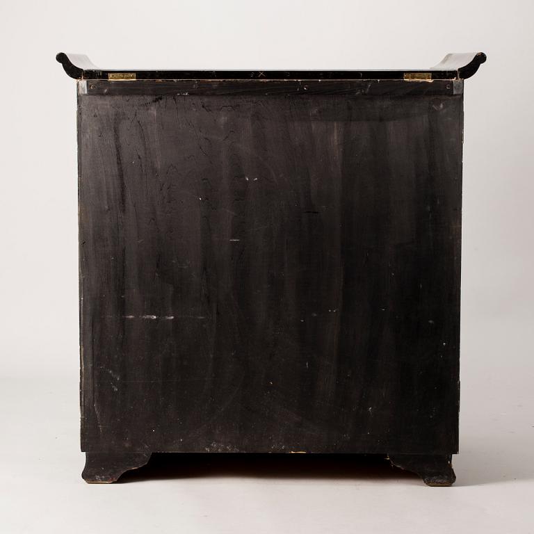 BARSKÅP, Kina, 1900-talets mitt.