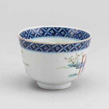 A Chinese 19th century porcelain cup.