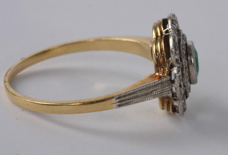 RING, guld, smaragd och rosenstenar, Hugo Strömdahl, Stockholm 1940.