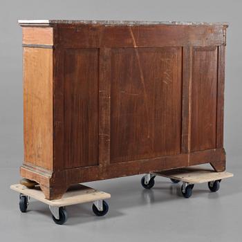 SKÄNK, Louis XVI-stil, 1900-talets första hälft.