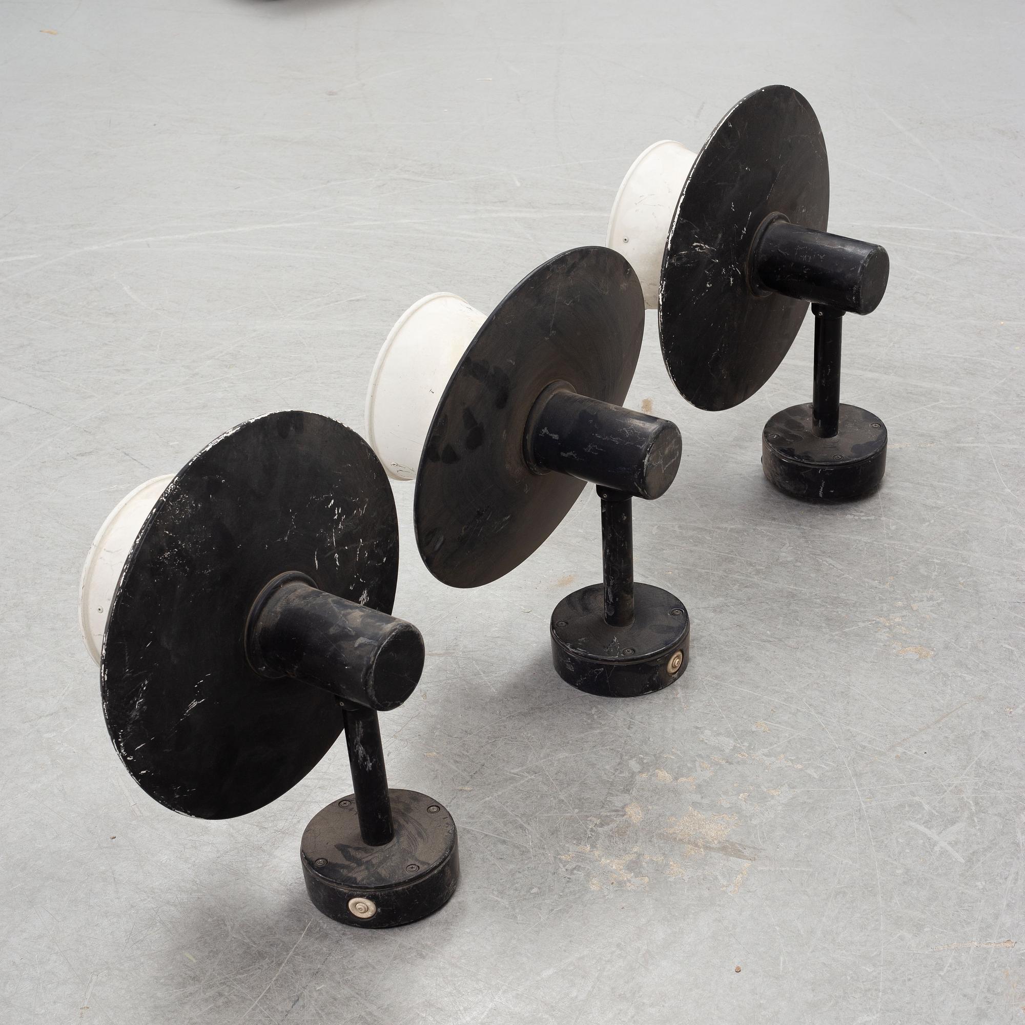 Ateljé Lyktan, utomhusbelysning, 3 st, "Stockholm 370" design Olle Andersson.