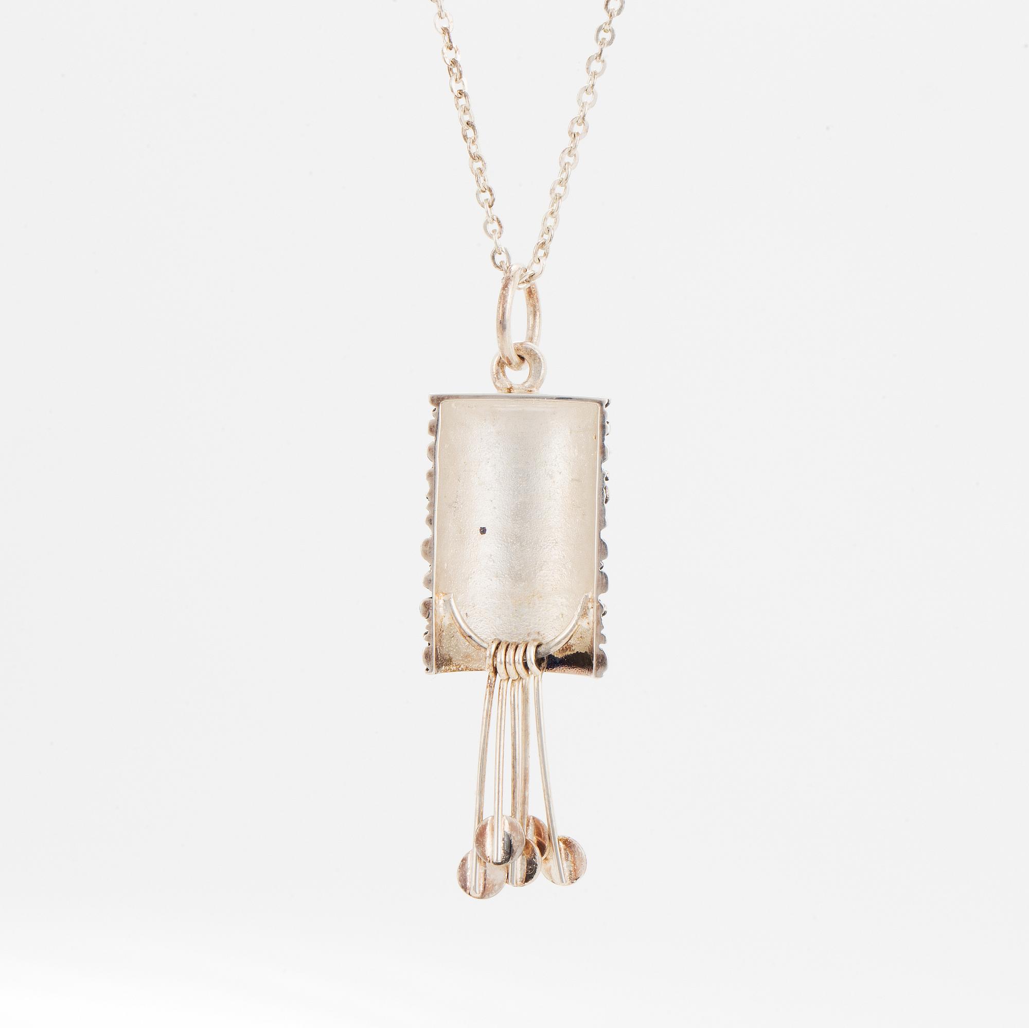 Jorma Laine hänge, med kedja, silver.